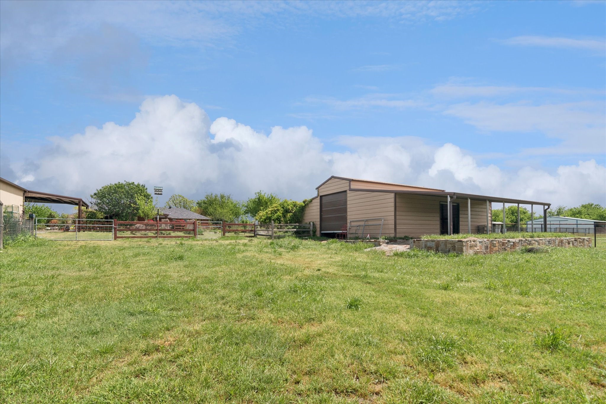 8463 Crestview Road Sanger TX 76266
