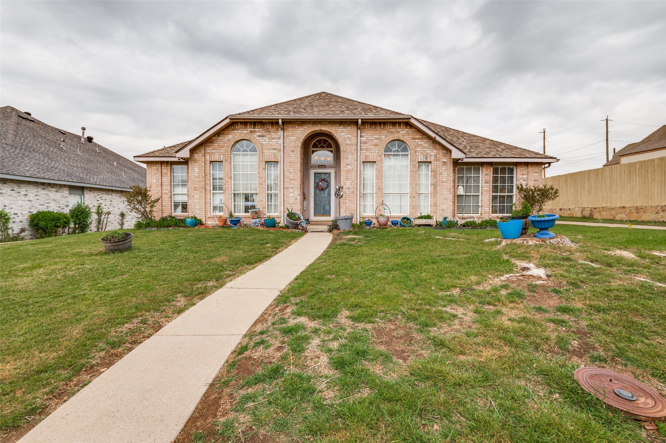 805 Twin Creek Drive Desoto TX 75115