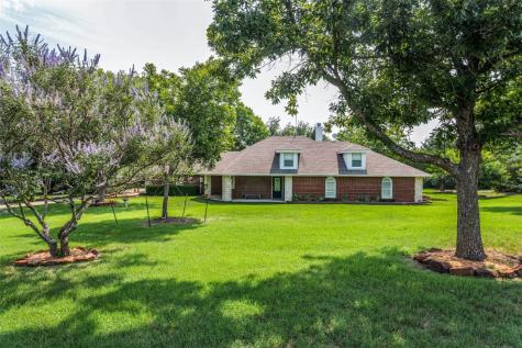 172 Alysa Lane Waxahachie TX 75167