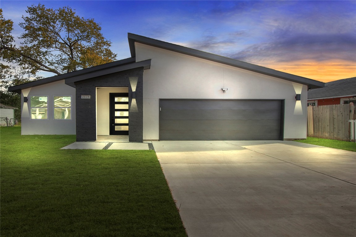 2628 Lawrence Street Dallas TX 75215