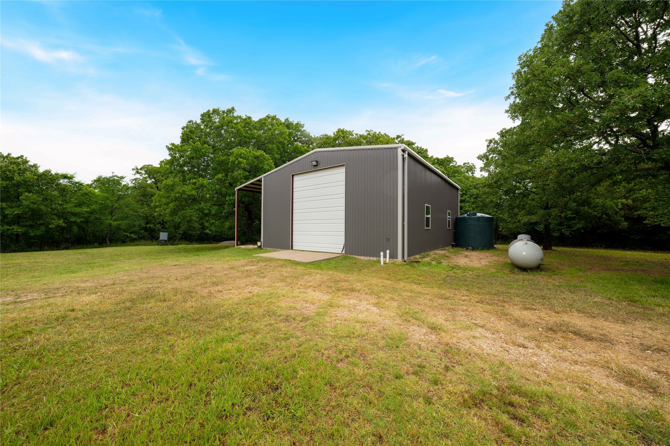 99 Lake Drive Tioga TX 76271