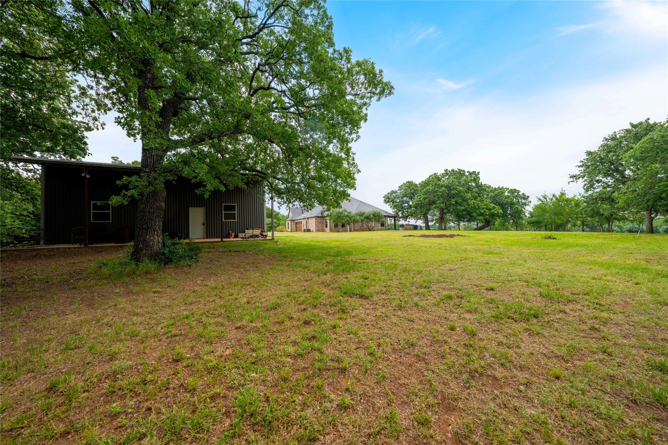 99 Lake Drive Tioga TX 76271