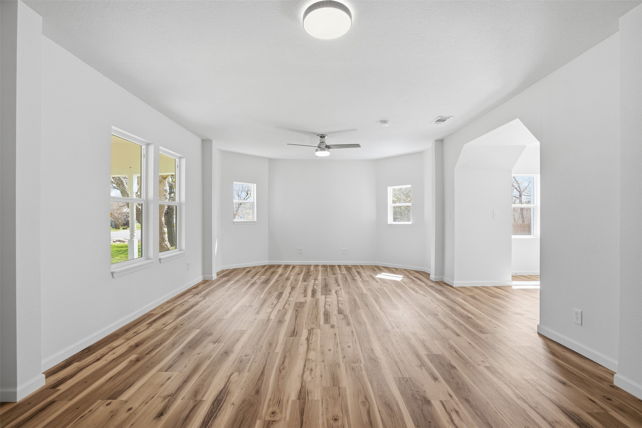 410 S Spears Street Alvarado TX 76009