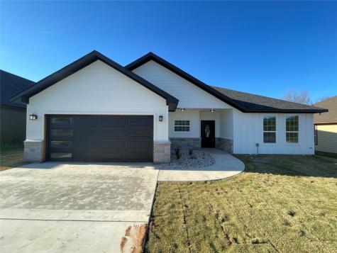 2504 San Gabriel Drive Granbury TX 76048