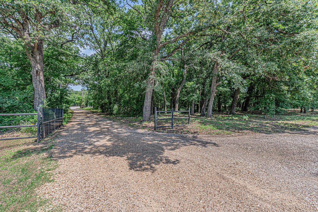 9789 S State Highway 34 Scurry TX 75158