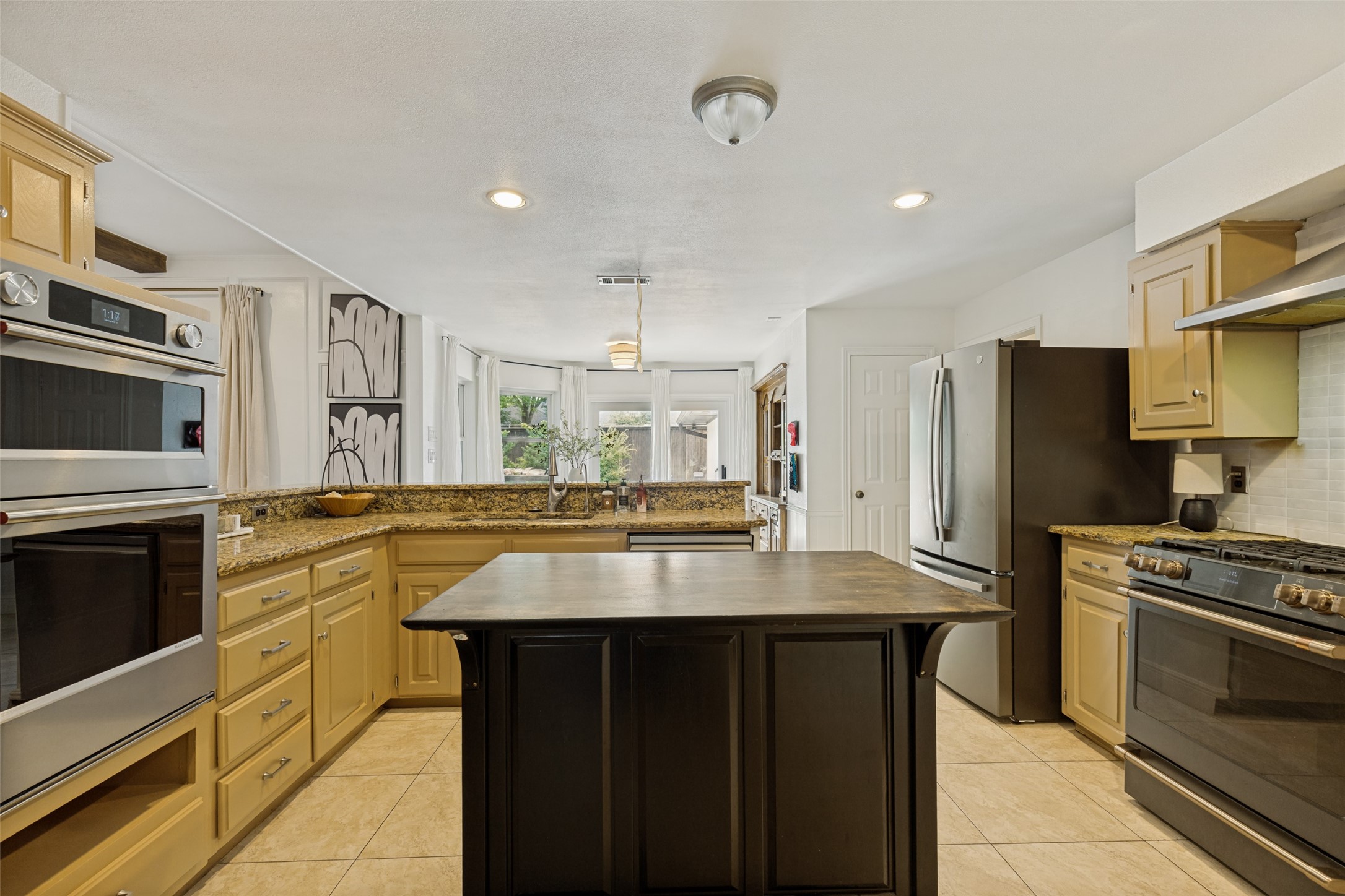 7105 Tophill Circle Dallas TX 75248