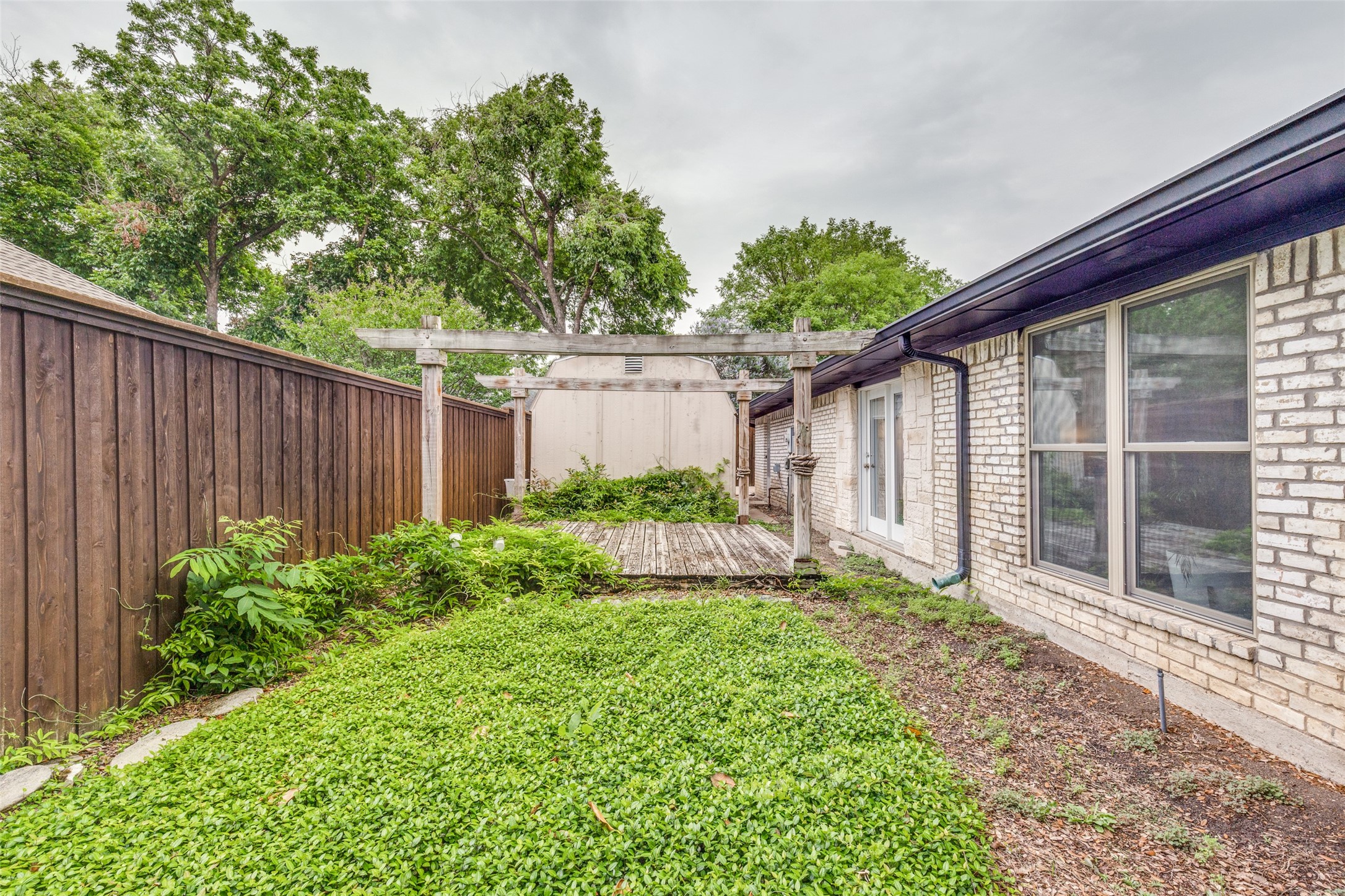 7105 Tophill Circle Dallas TX 75248