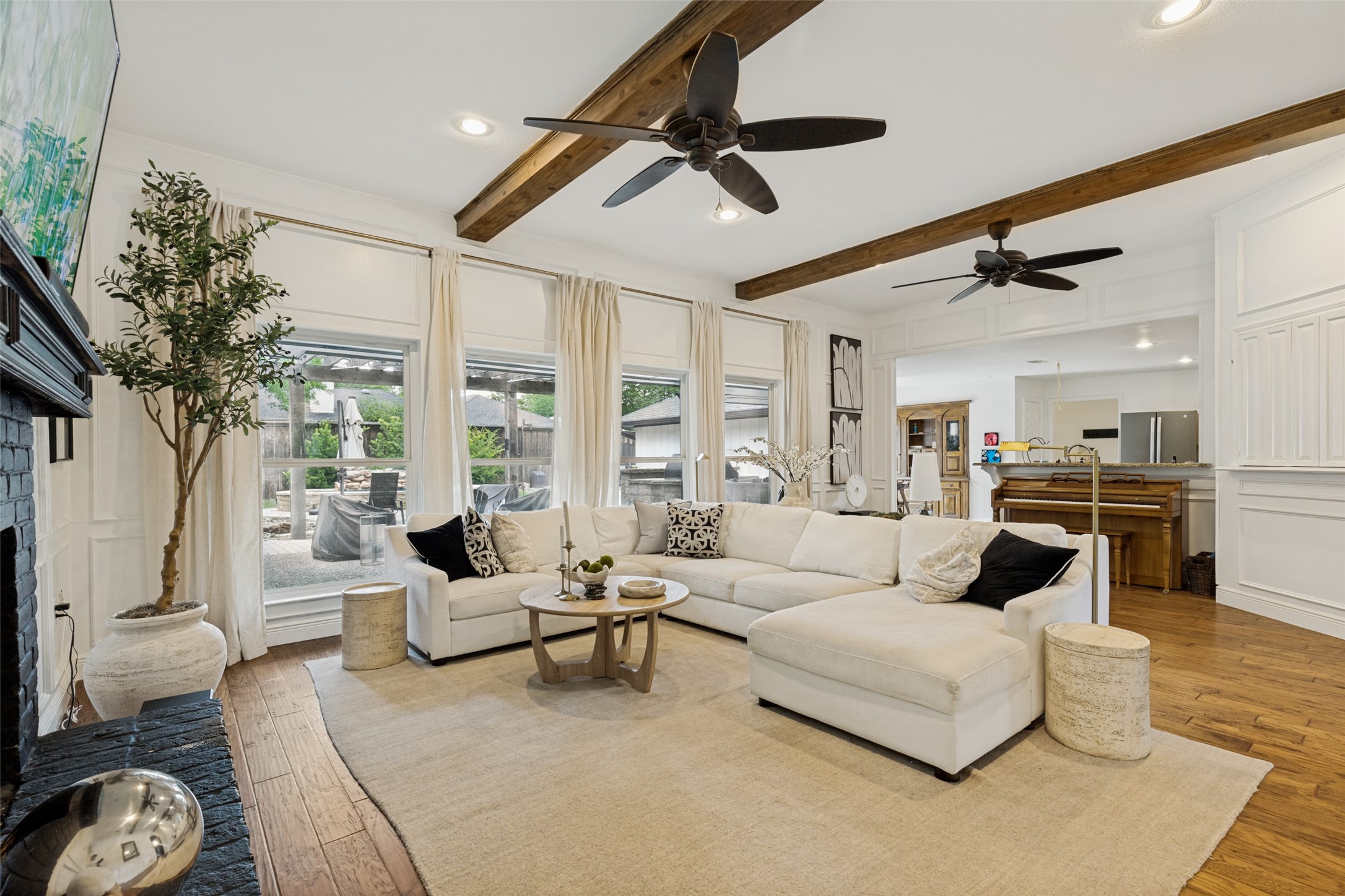 7105 Tophill Circle Dallas TX 75248