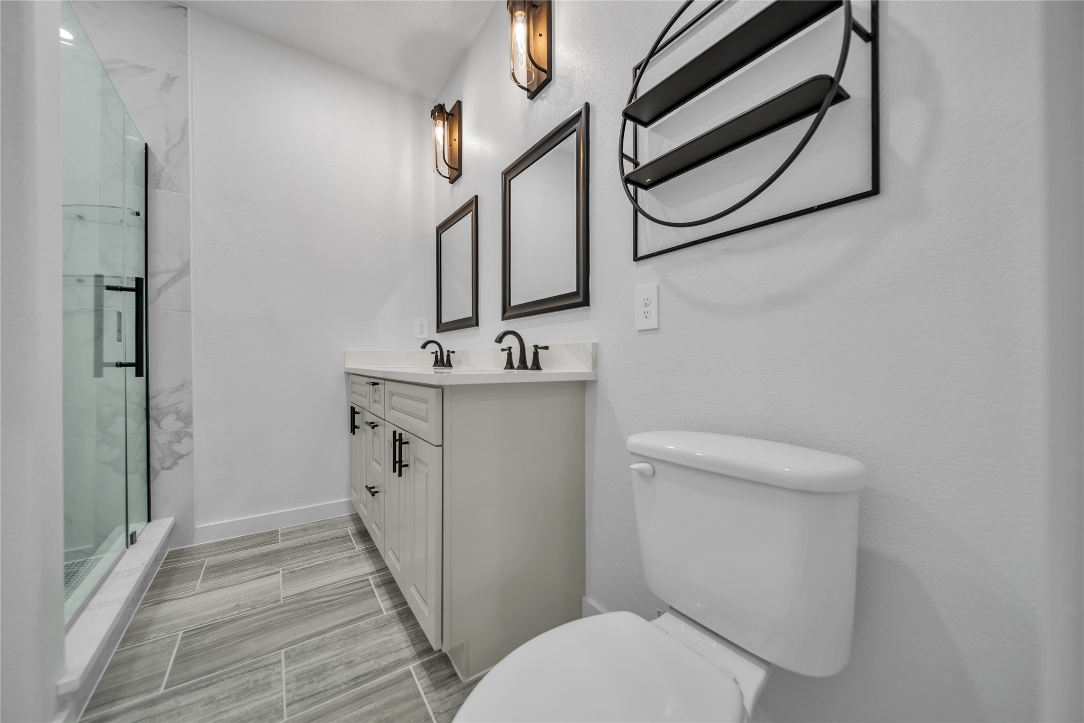 715 N Hamlett Street Athens TX 75751