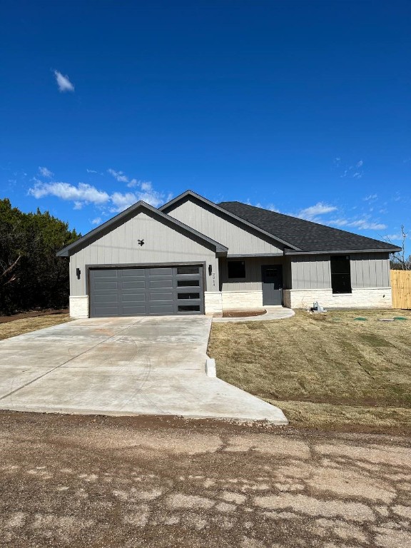 2214 Angelina Street Granbury TX 76048