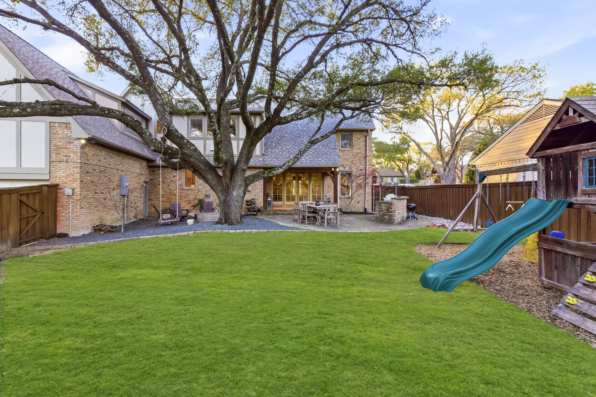 1 Roundrock Circle Richardson TX 75080