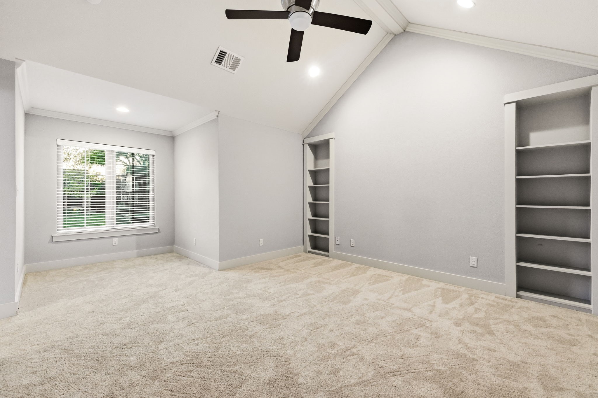1 Roundrock Circle Richardson TX 75080