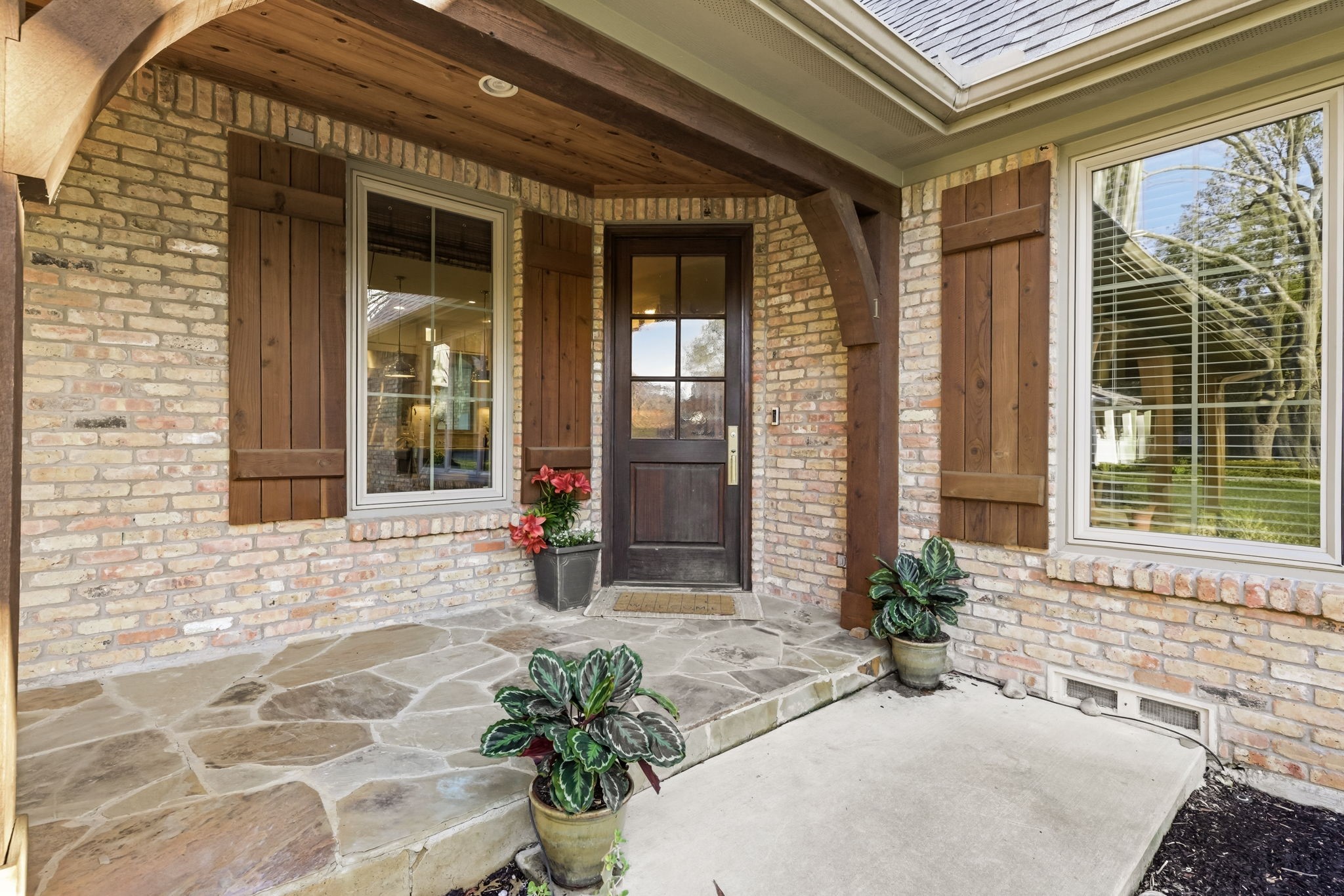 1 Roundrock Circle Richardson TX 75080