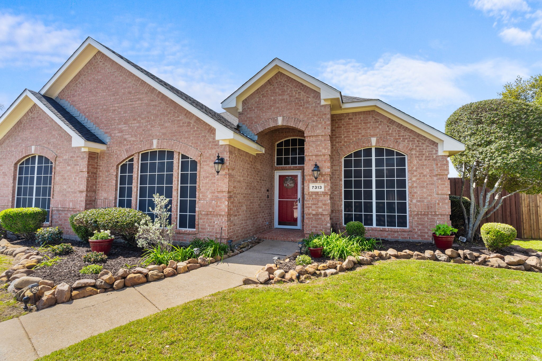 7313 Whitecedar Lane Rowlett TX 75089