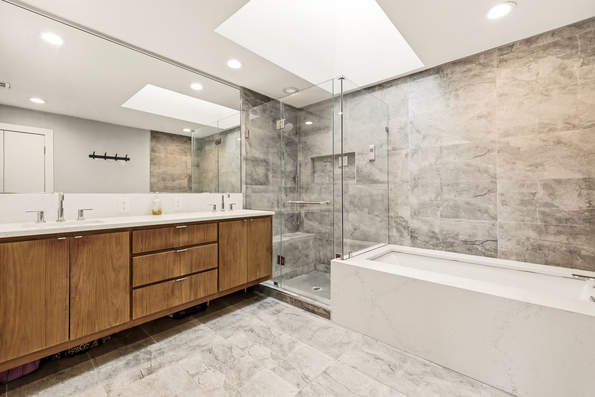 6815 Woodmark Court Dallas TX 75230