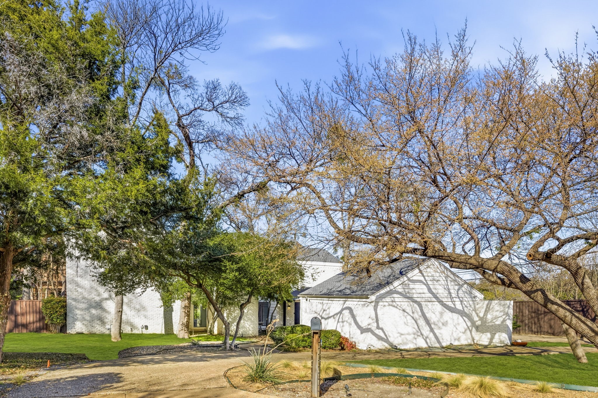 6815 Woodmark Court Dallas TX 75230