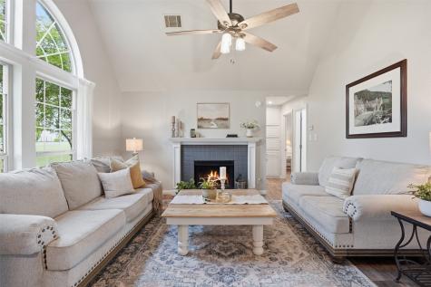 2726 Hill Lane Cleburne TX 76031