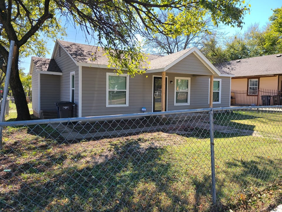 3432 Millet Avenue Fort Worth TX 76105
