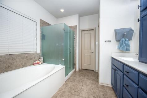 5100 Crystal Lake Avenue Krum TX 76249
