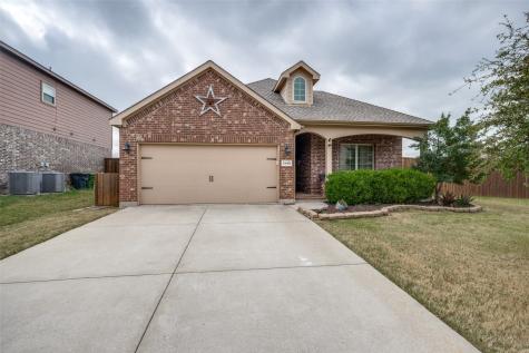 5100 Crystal Lake Avenue Krum TX 76249