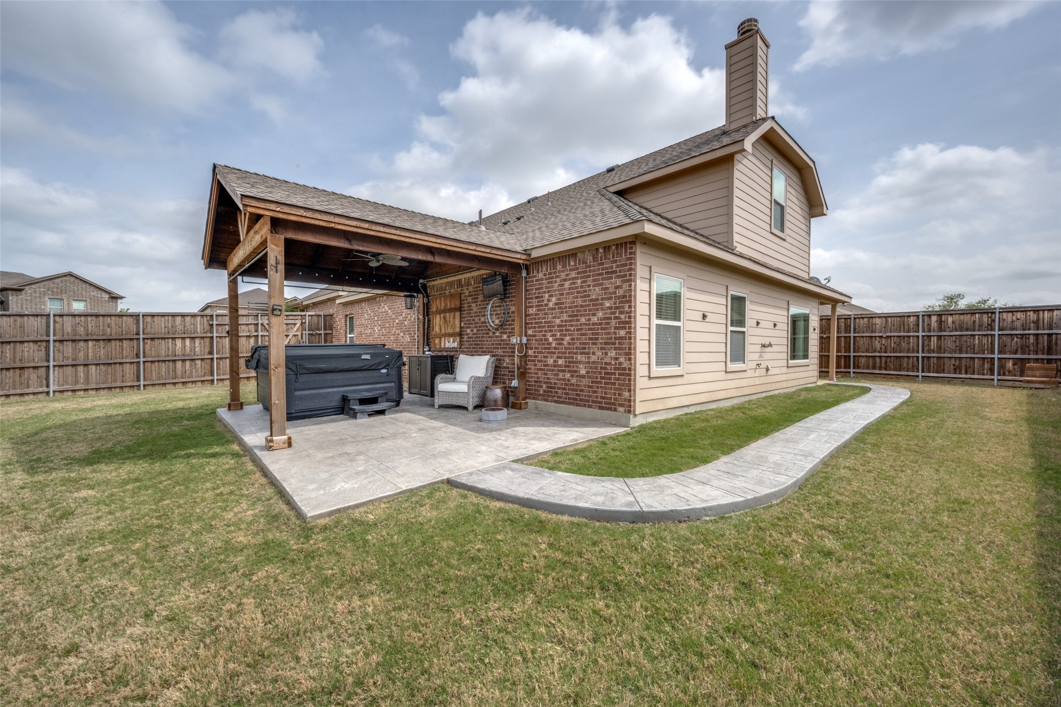 5100 Crystal Lake Avenue Krum TX 76249