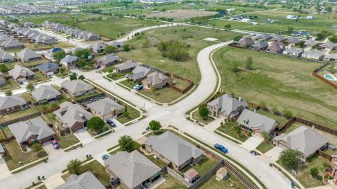 5100 Crystal Lake Avenue Krum TX 76249