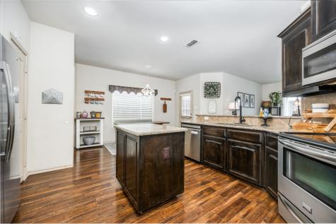 5100 Crystal Lake Avenue Krum TX 76249
