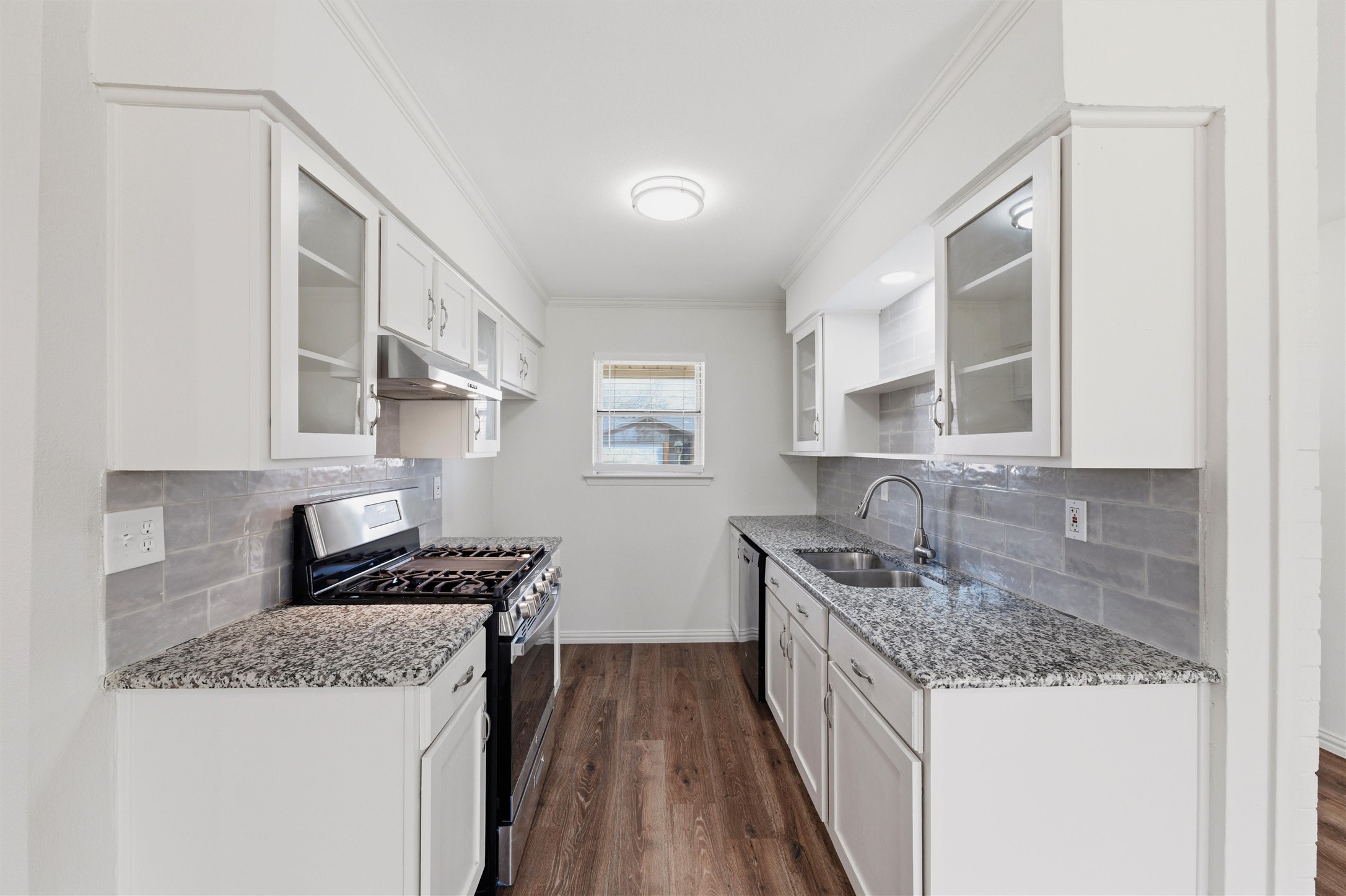 429 Blueberry Lane Grand Prairie TX 75052