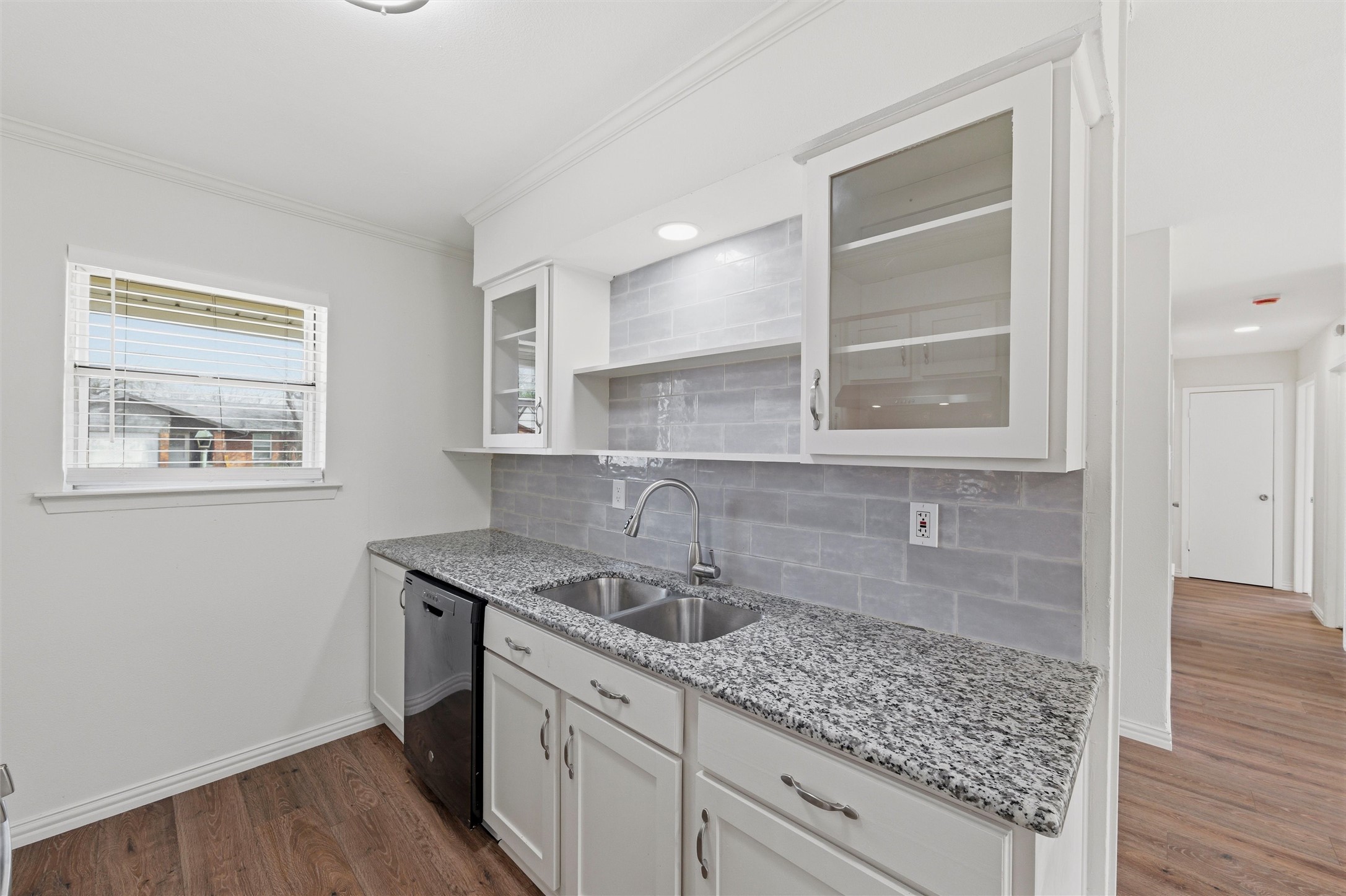 429 Blueberry Lane Grand Prairie TX 75052