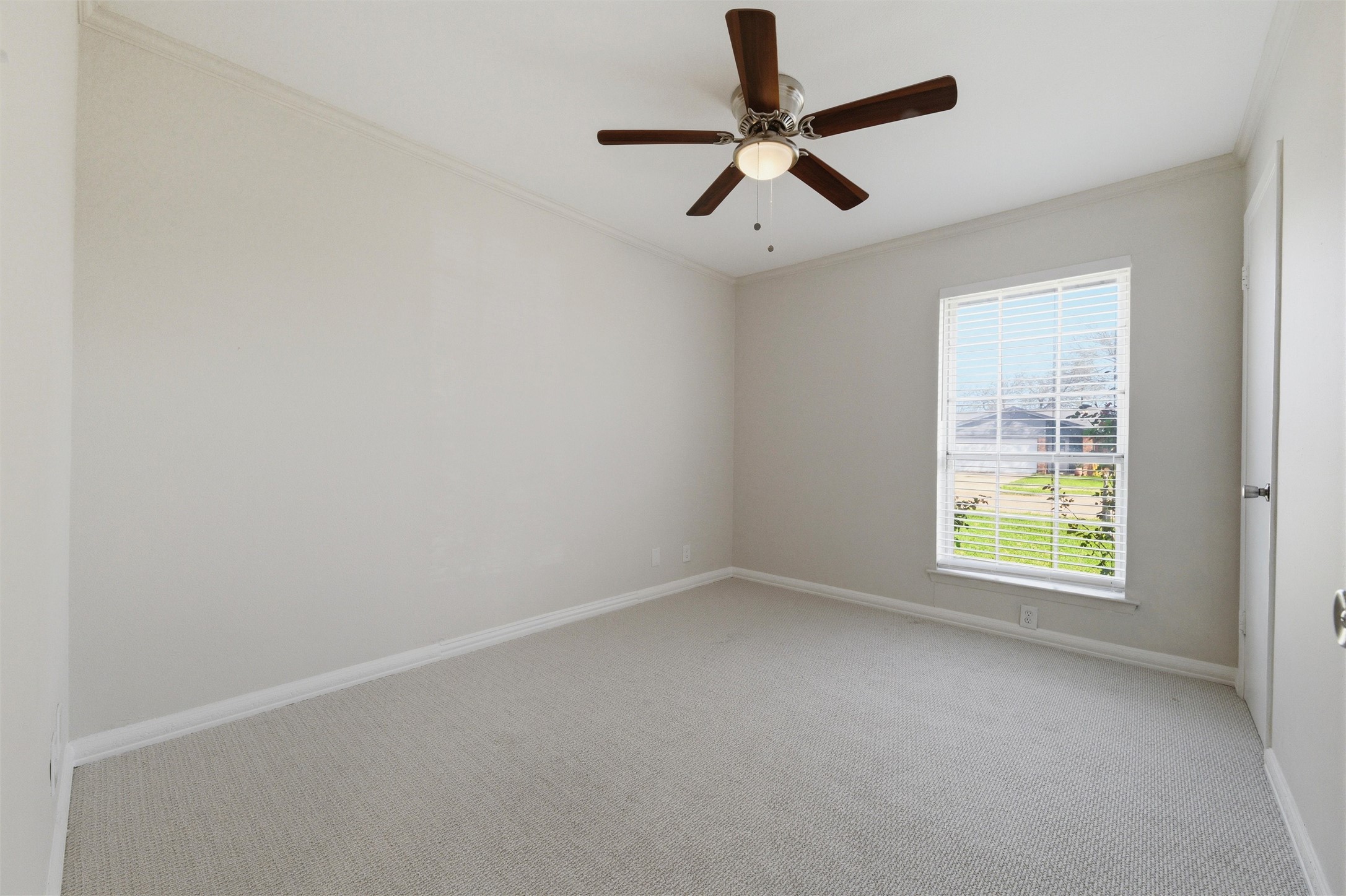 429 Blueberry Lane Grand Prairie TX 75052