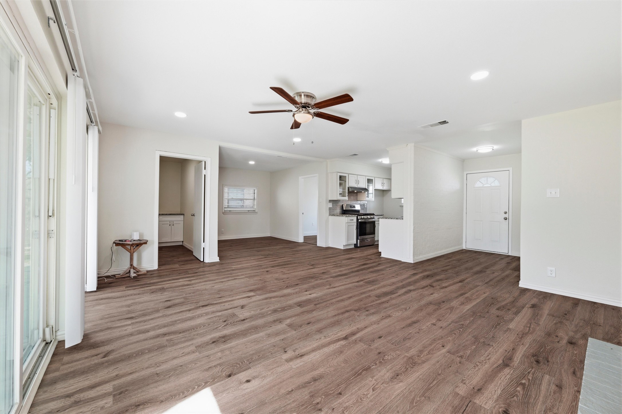429 Blueberry Lane Grand Prairie TX 75052