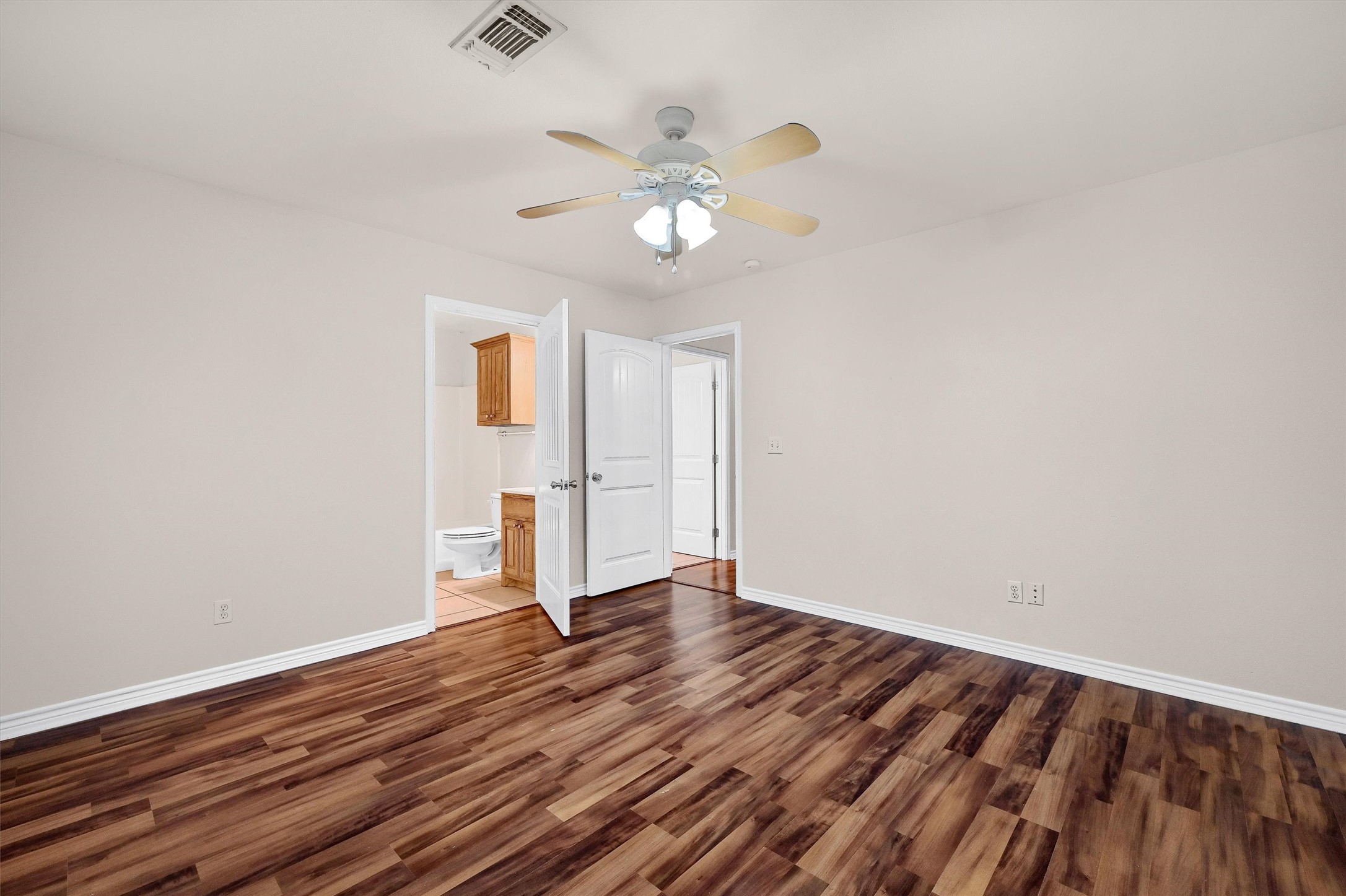 1026 E Chaffin Street Sherman TX 75090