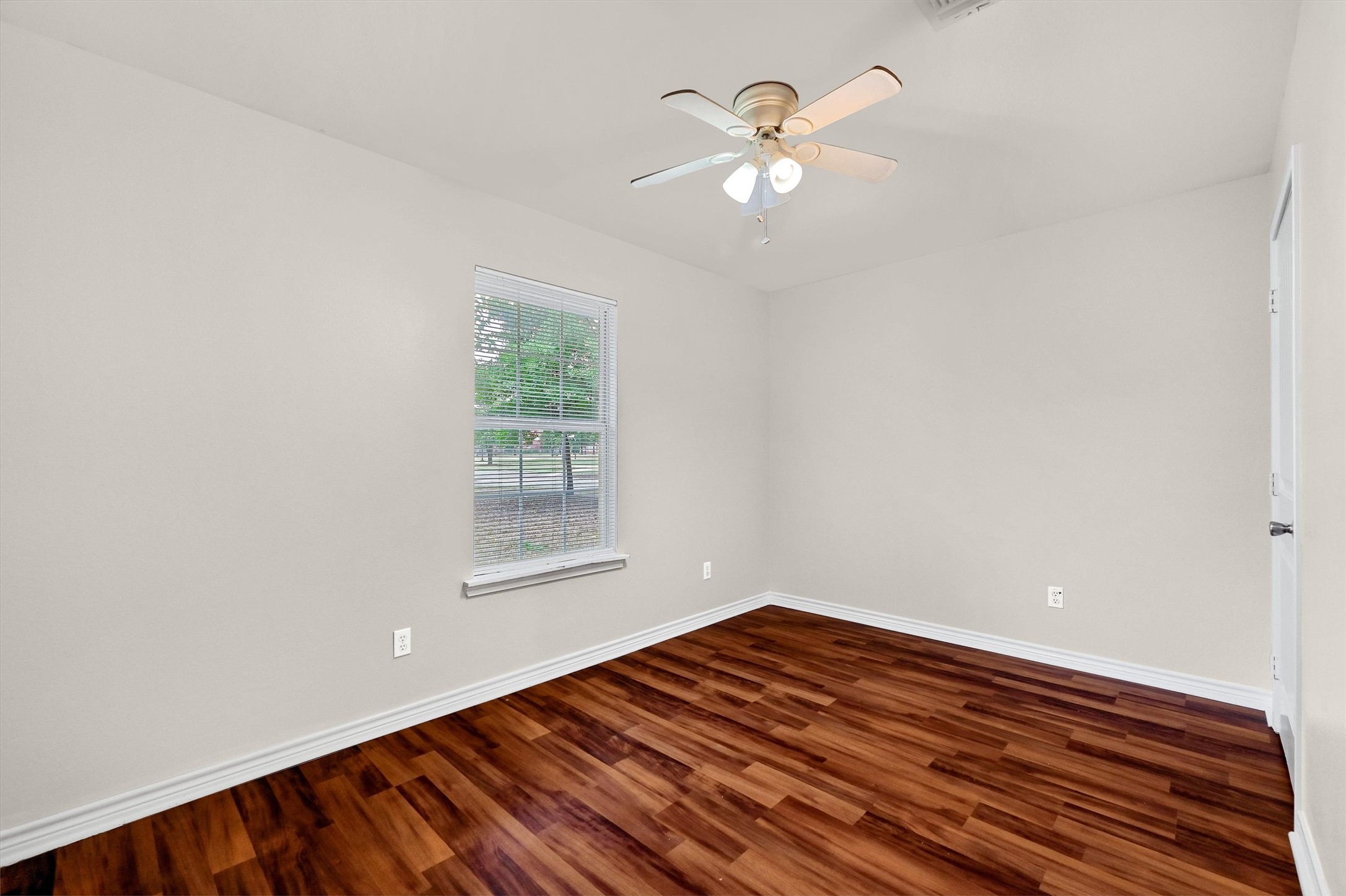 1026 E Chaffin Street Sherman TX 75090