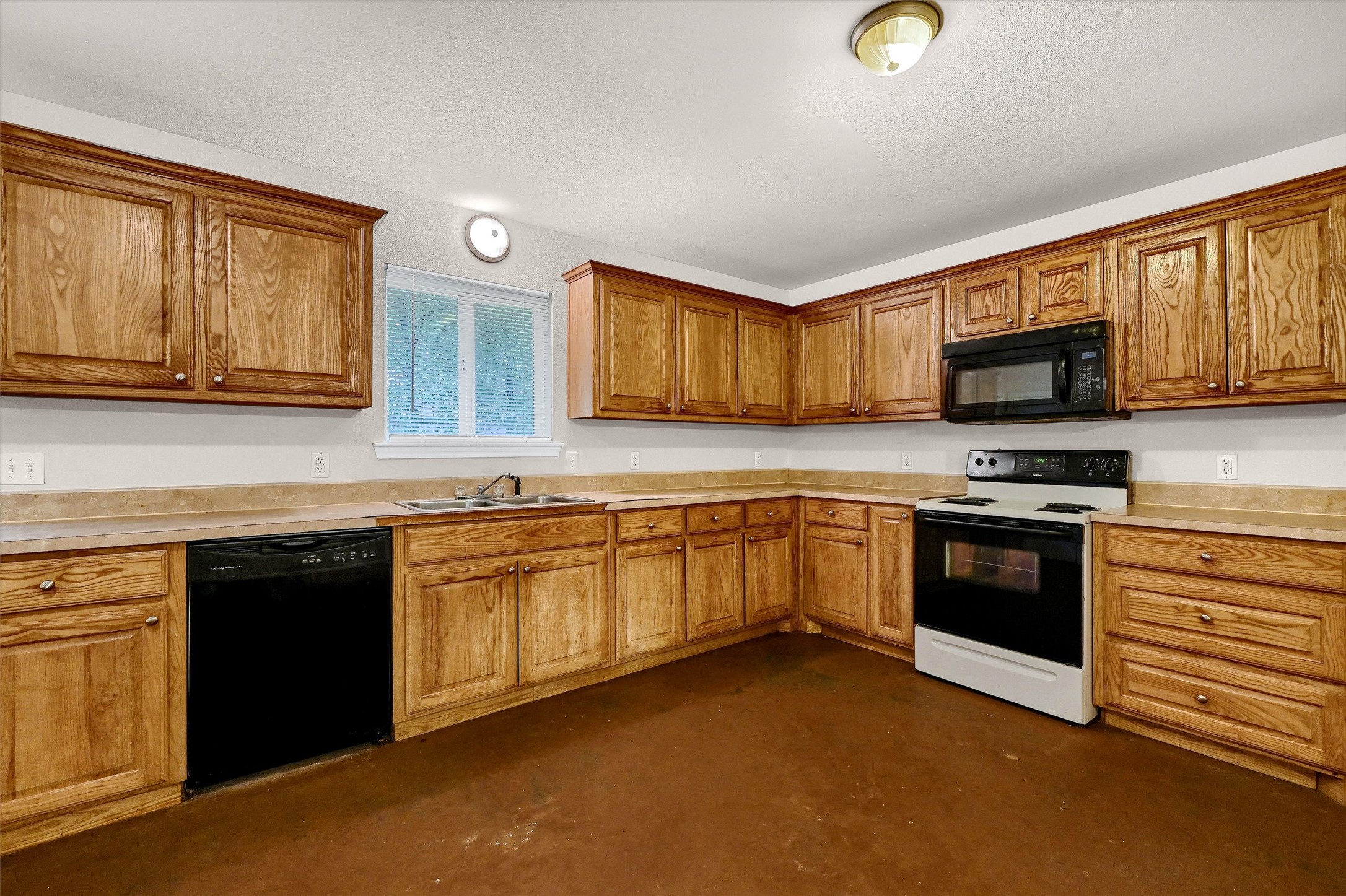 1026 E Chaffin Street Sherman TX 75090