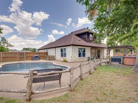 4110 Cherokee Court Granbury TX 76048