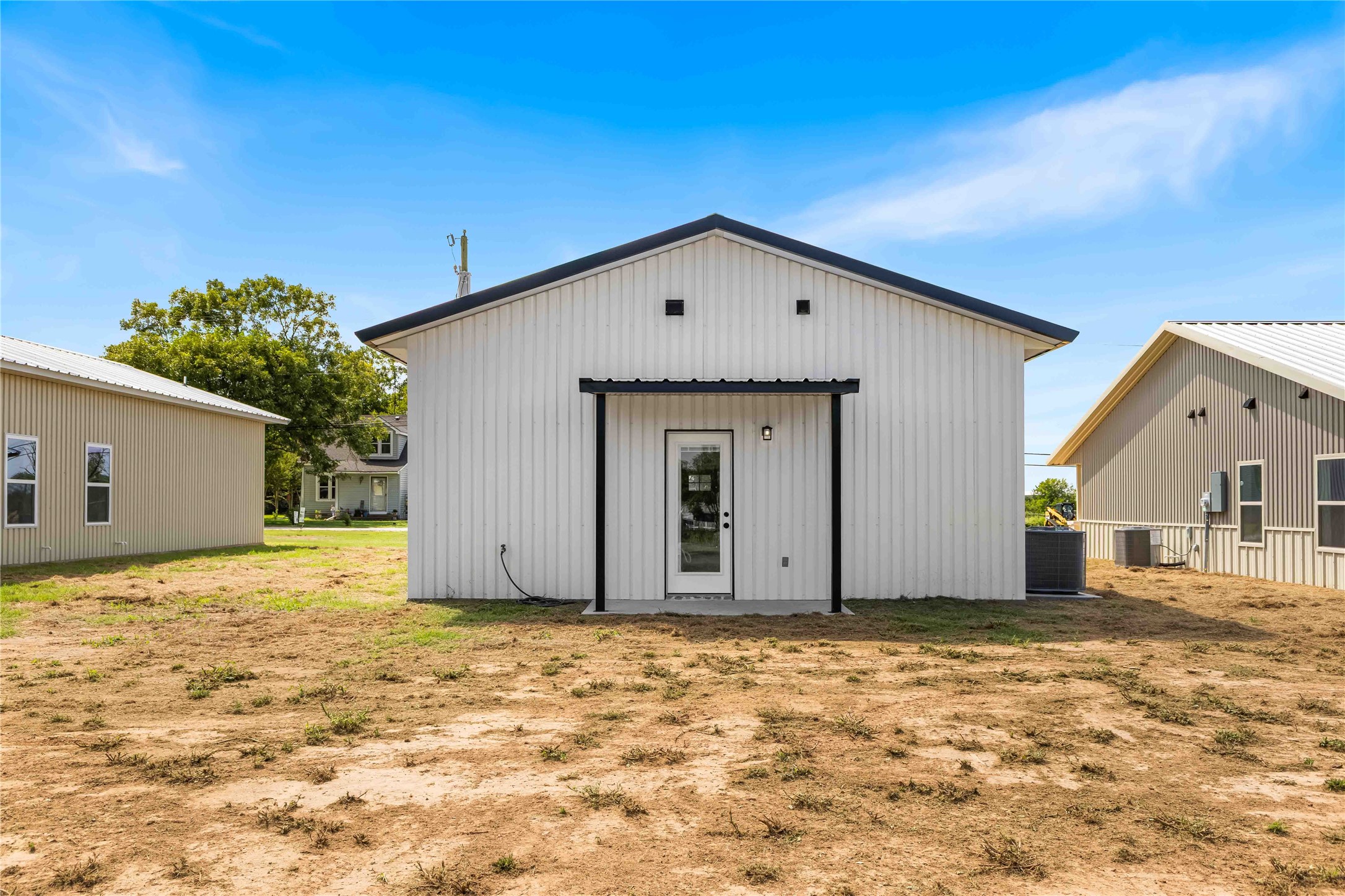 1107 E Navarro Avenue Mart TX 76664