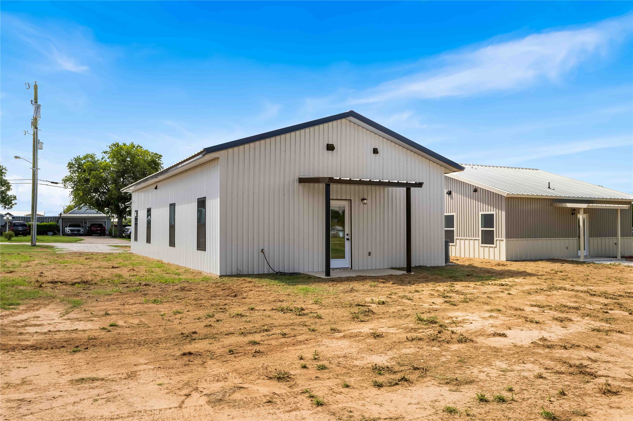 1107 E Navarro Avenue Mart TX 76664