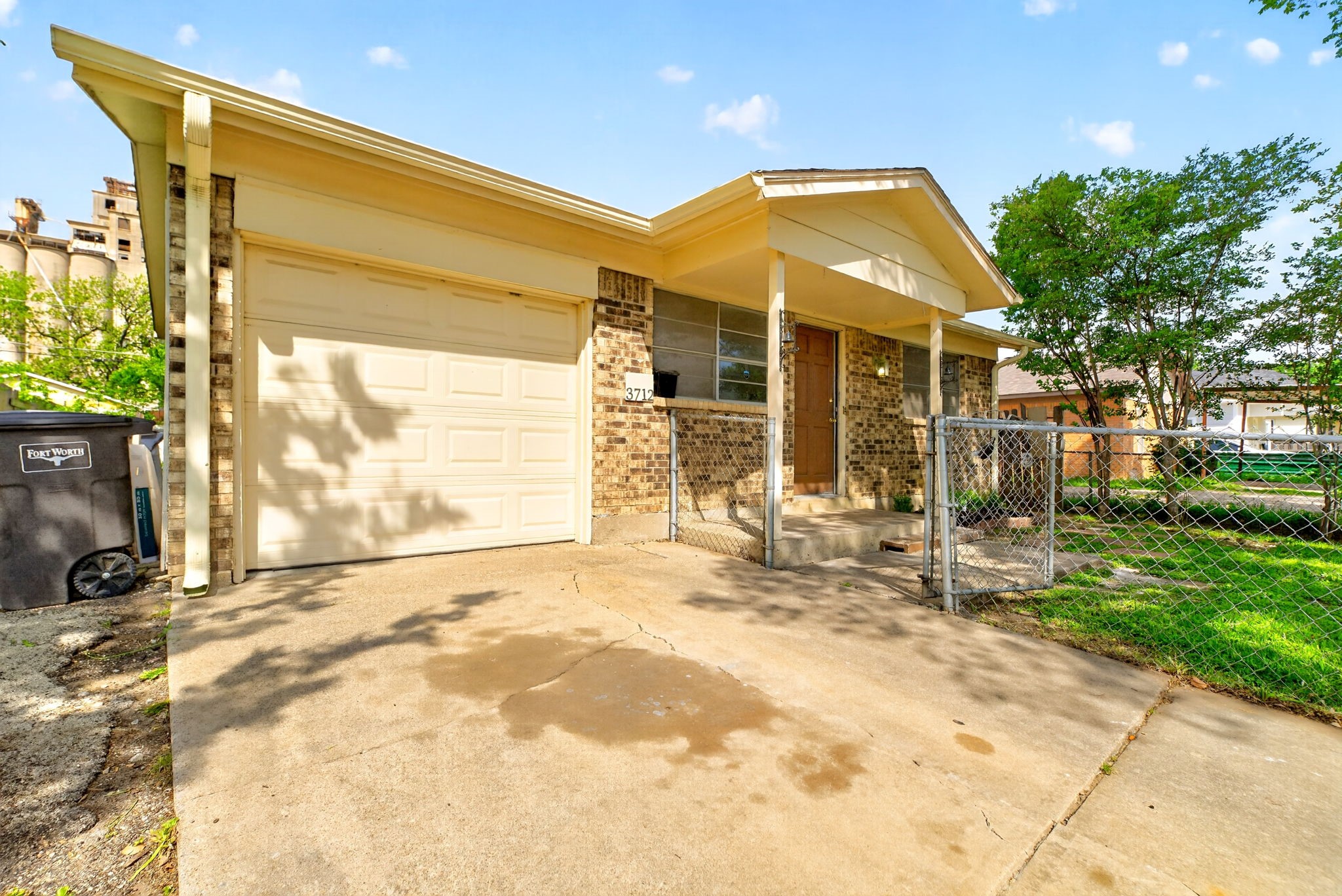 3712 Saint Louis Avenue Fort Worth TX 76110