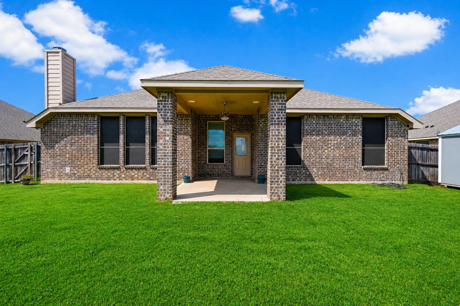 1108 Daventry Drive Glenn Heights TX 75154
