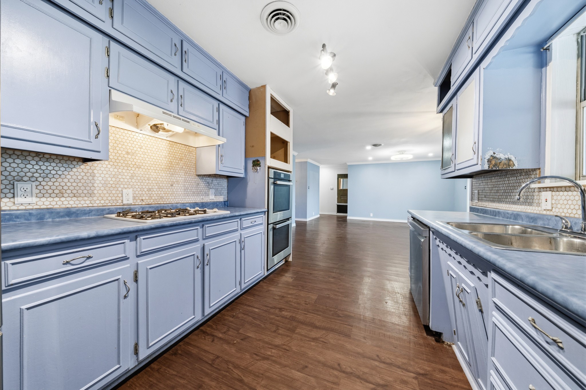 104 Forest Lane Hillsboro TX 76645