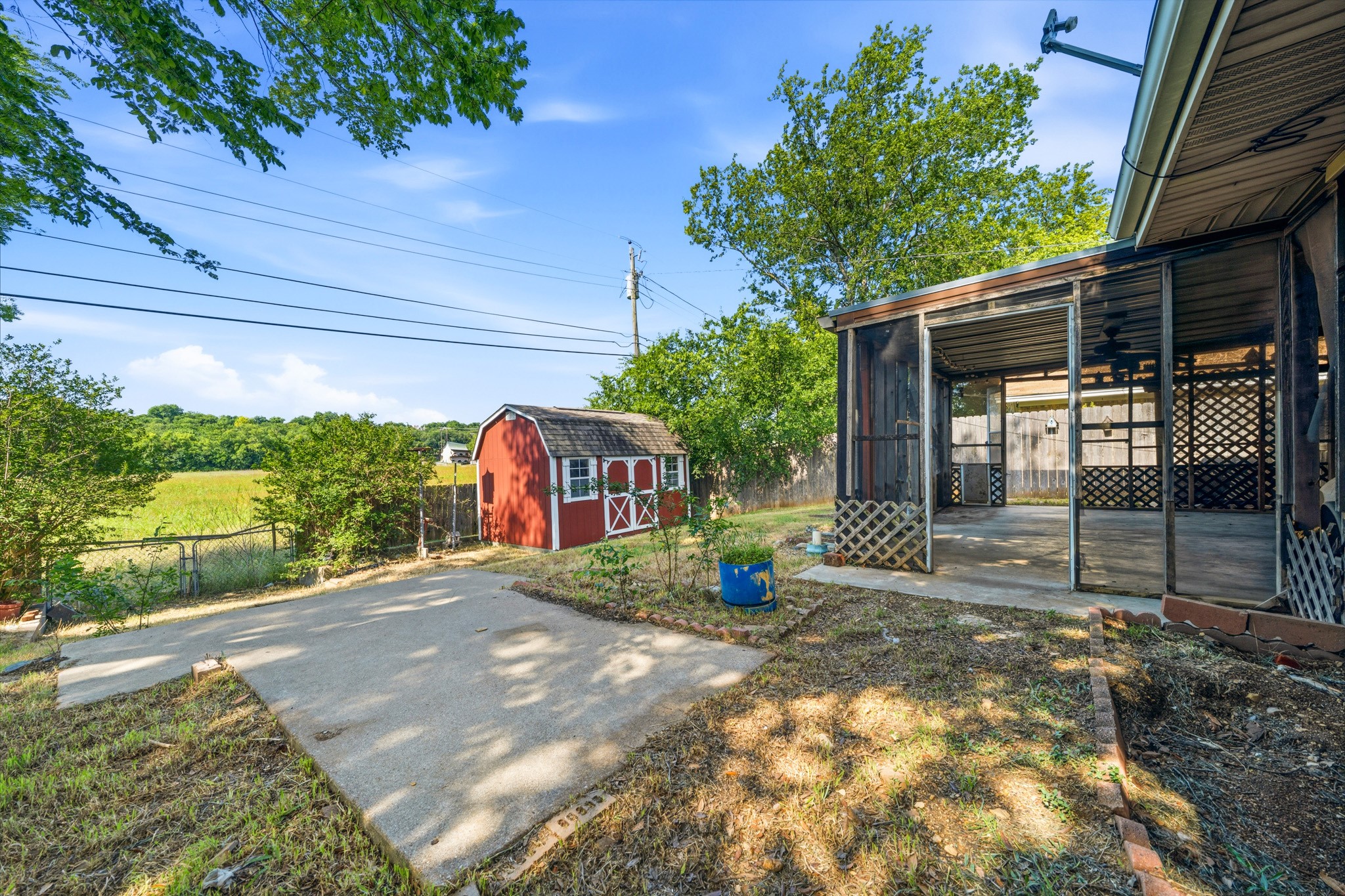 104 Forest Lane Hillsboro TX 76645