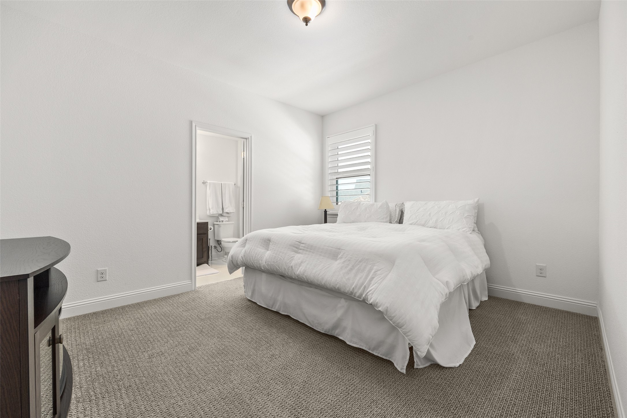 2016 Roundtree Circle E Fort Worth TX 76008