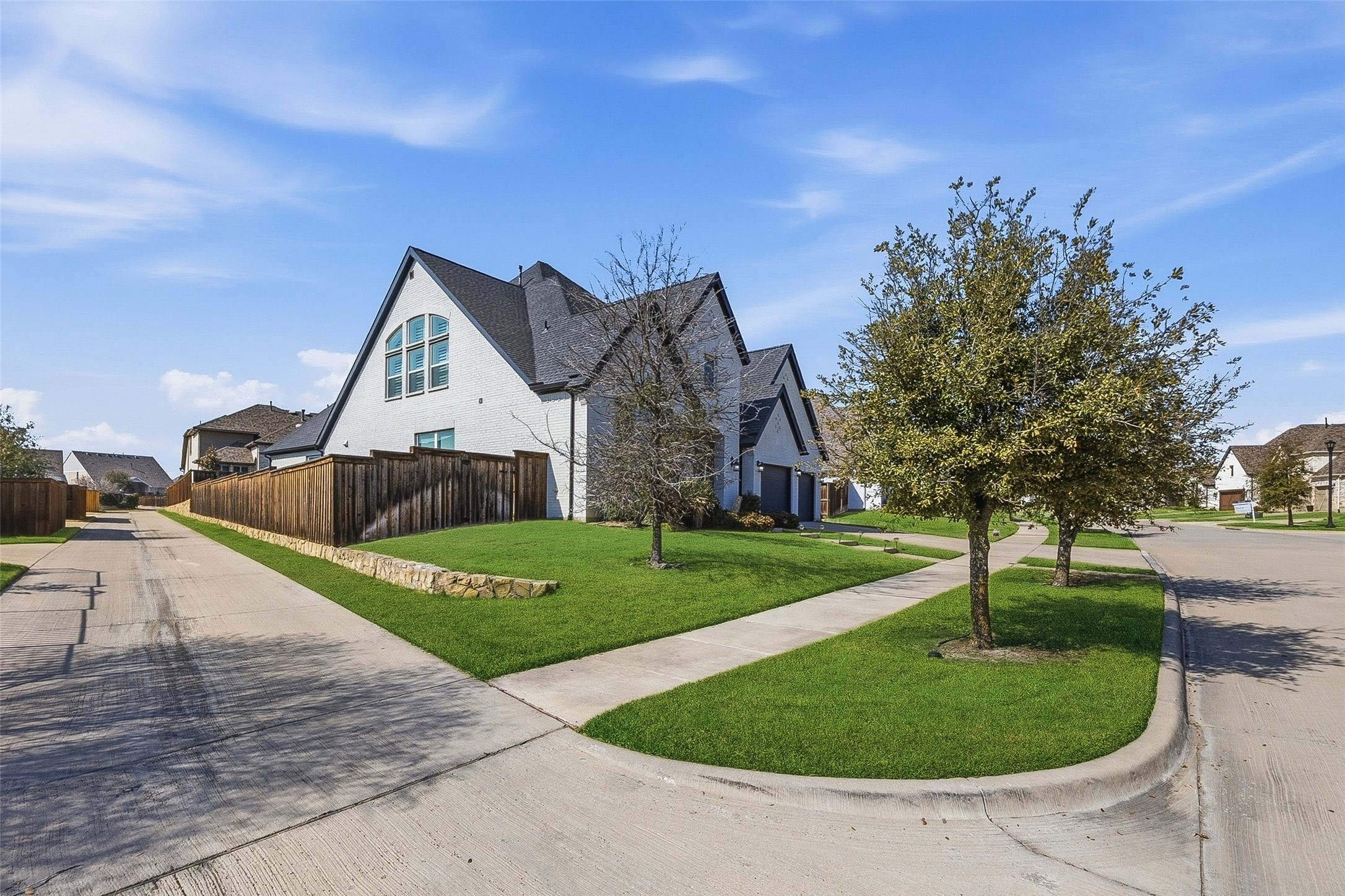2016 Roundtree Circle E Fort Worth TX 76008