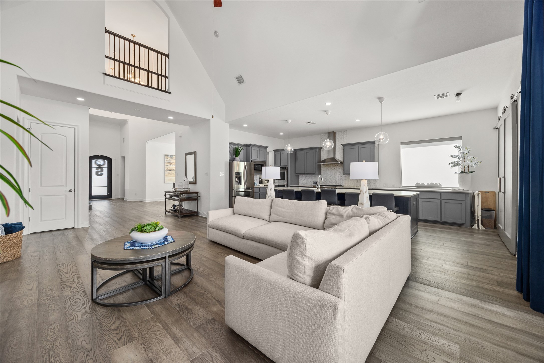 2016 Roundtree Circle E Fort Worth TX 76008