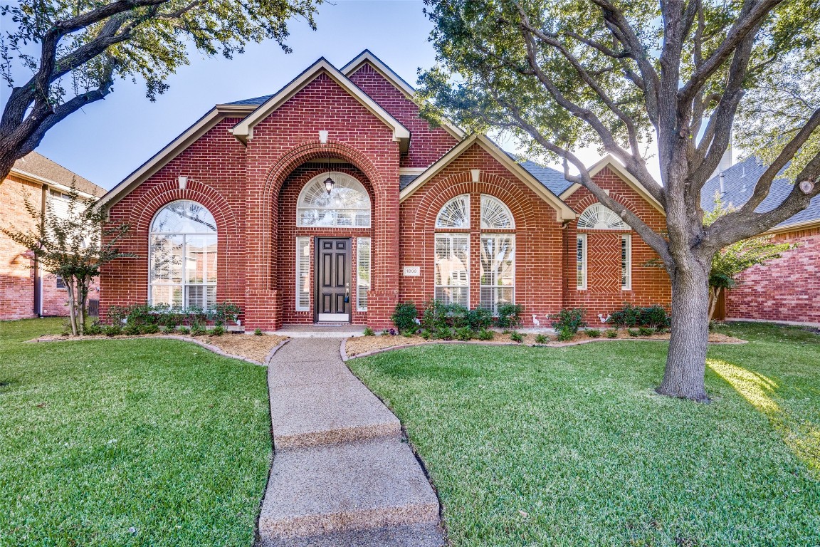 1808 Meadowcove Drive Richardson TX 75081