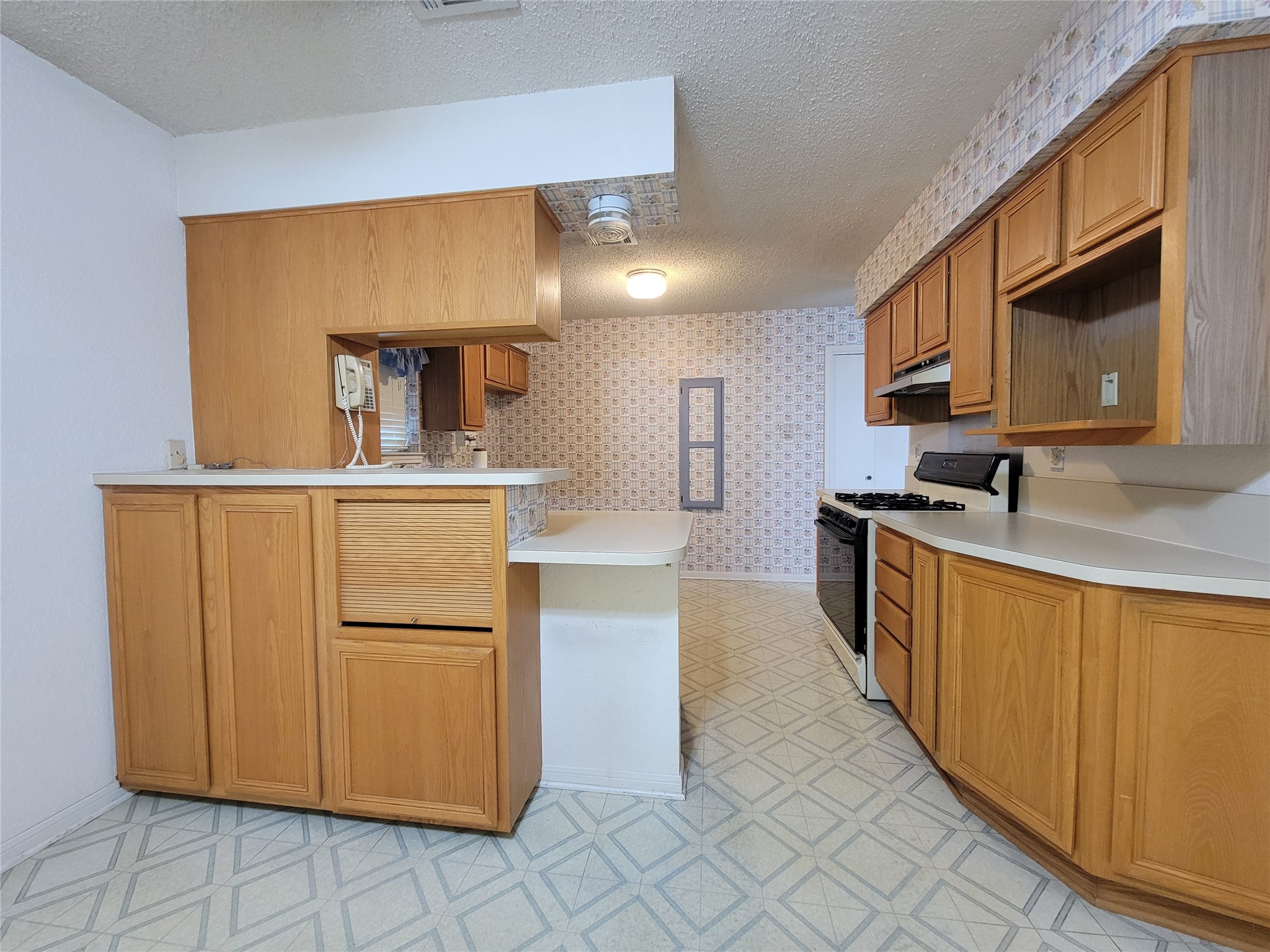 630 Country View Lane Garland TX 75043