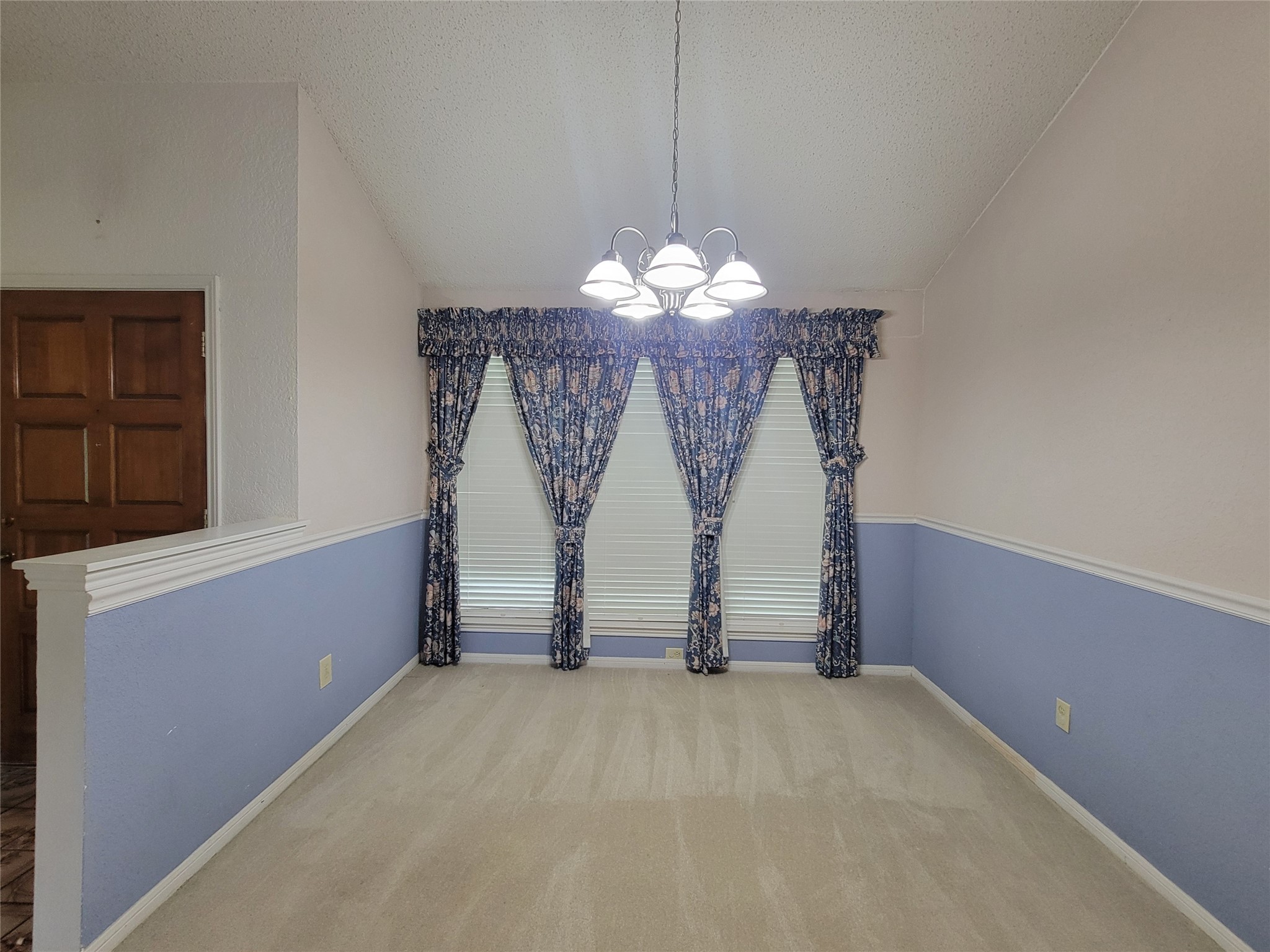 630 Country View Lane Garland TX 75043