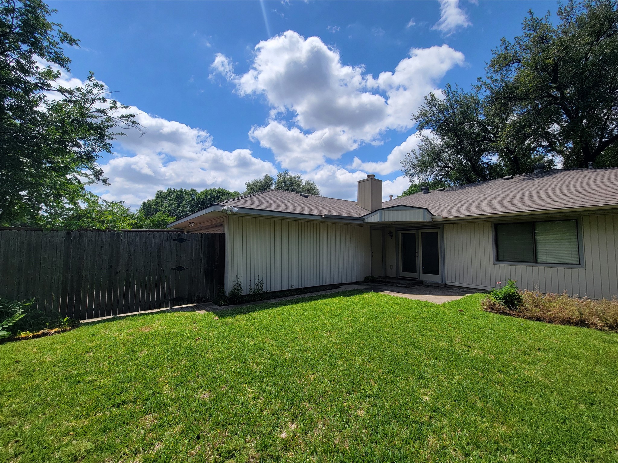 630 Country View Lane Garland TX 75043
