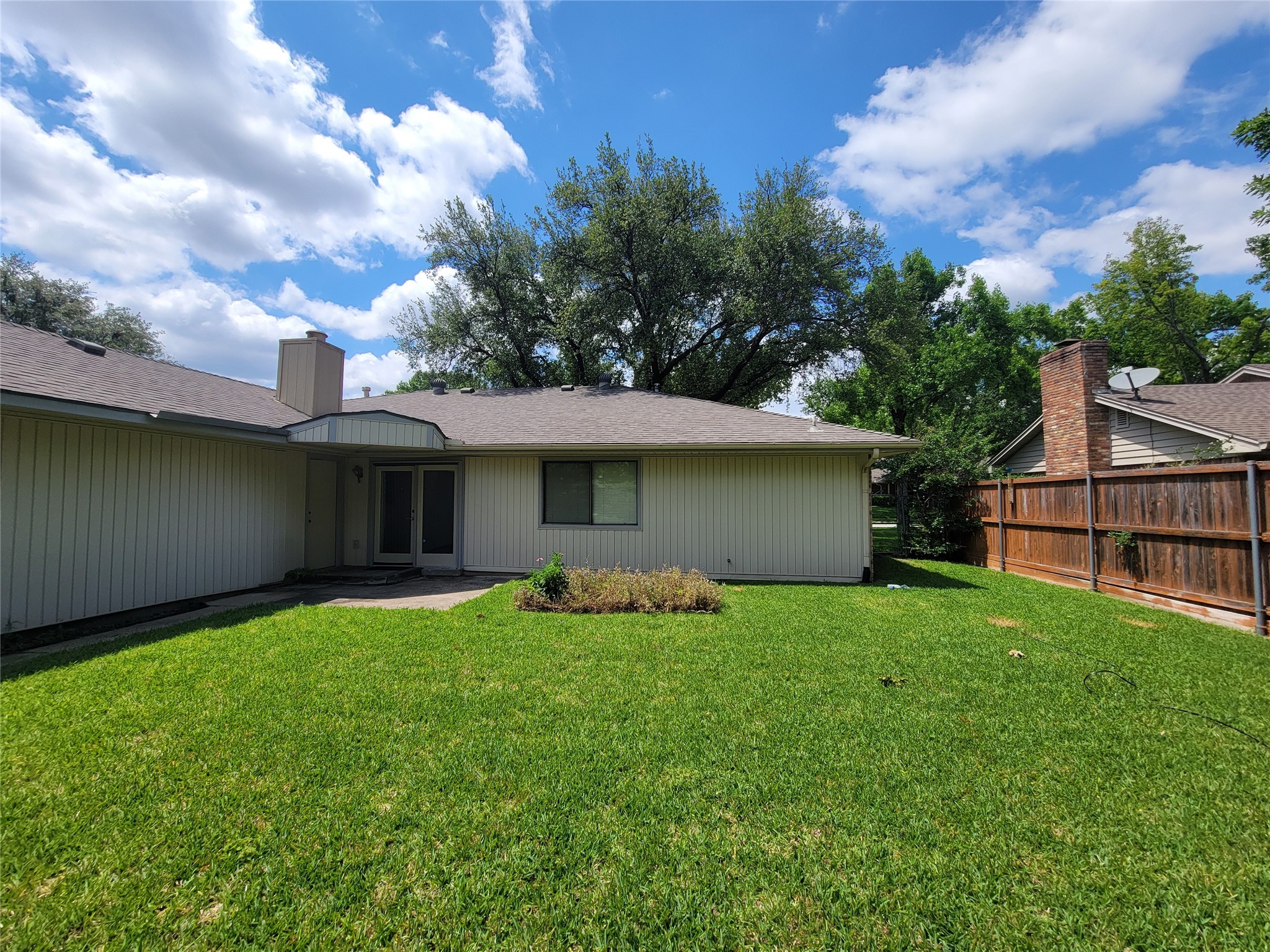 630 Country View Lane Garland TX 75043