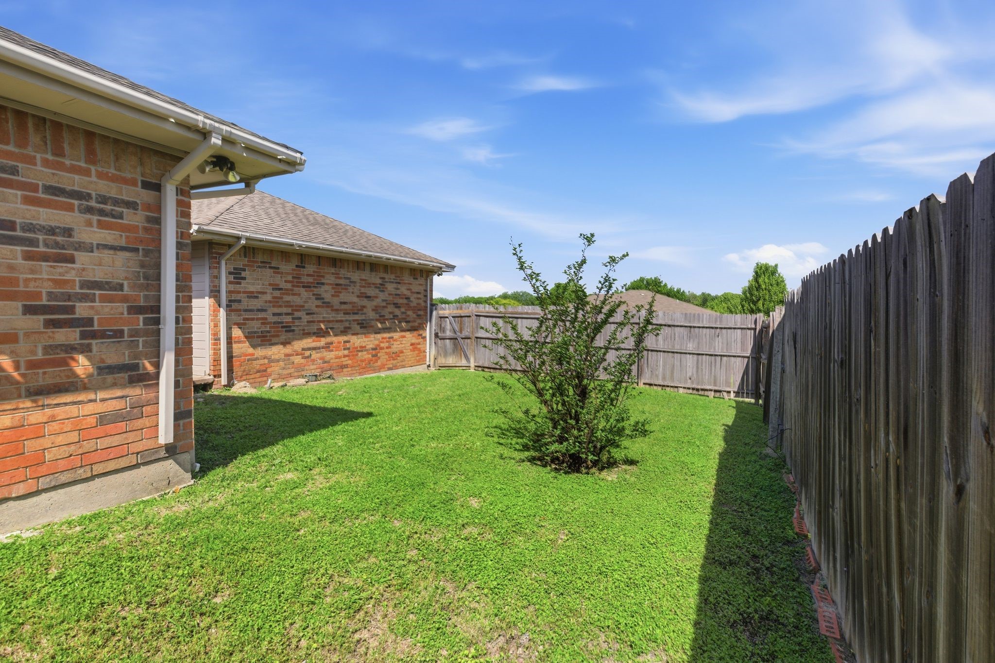 119 Larchbrook Drive Desoto TX 75115